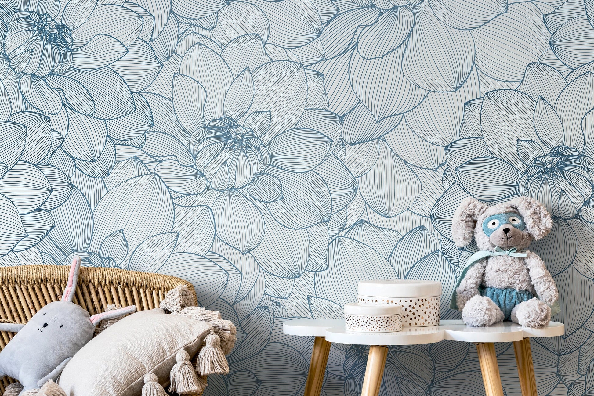 Blue Peony Floral Wallpaper / Peel and Stick Wallpaper Removable Wallpaper Home Decor Wall Art Wall Decor Room Decor - D142