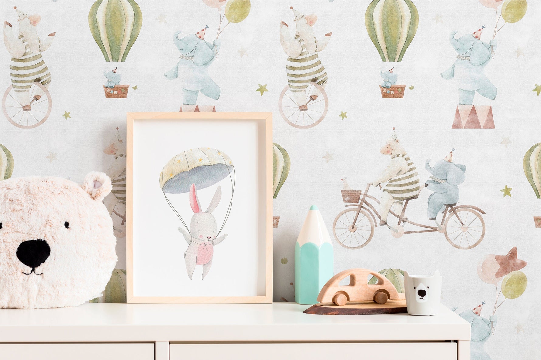 Circus Kids Wallpaper / Peel and Stick Wallpaper Removable Wallpaper Home Decor Wall Art Wall Decor Room Decor - D531