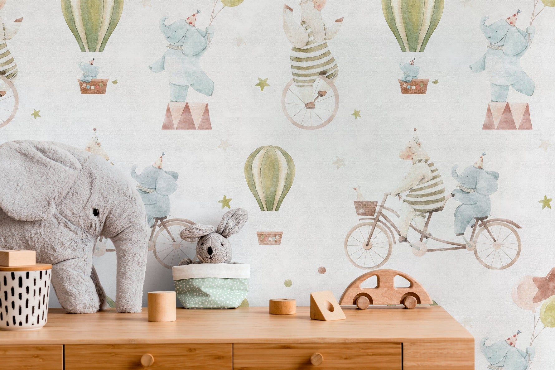 Circus Kids Wallpaper / Peel and Stick Wallpaper Removable Wallpaper Home Decor Wall Art Wall Decor Room Decor - D531