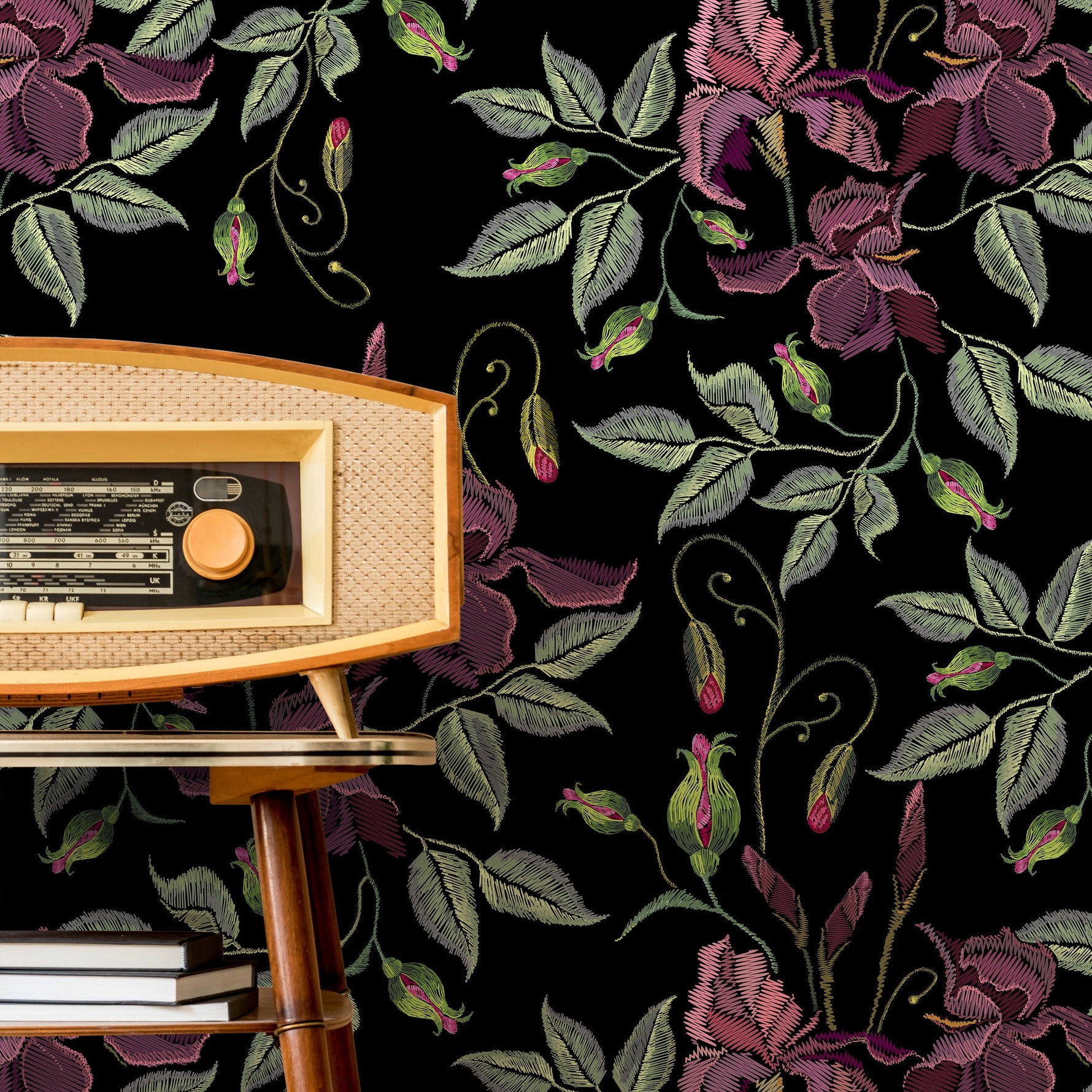 Dark Floral Wallpaper Vintage Garden Wallpaper Peel and Stick and Traditional Wallpaper - D868