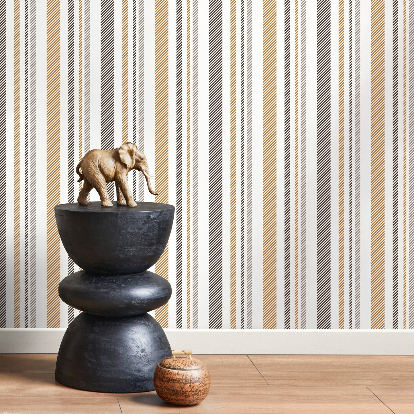 Minimalist Striped Wallpaper Modern Wallpaper Peel and Stick and Traditional Wallpaper - D845