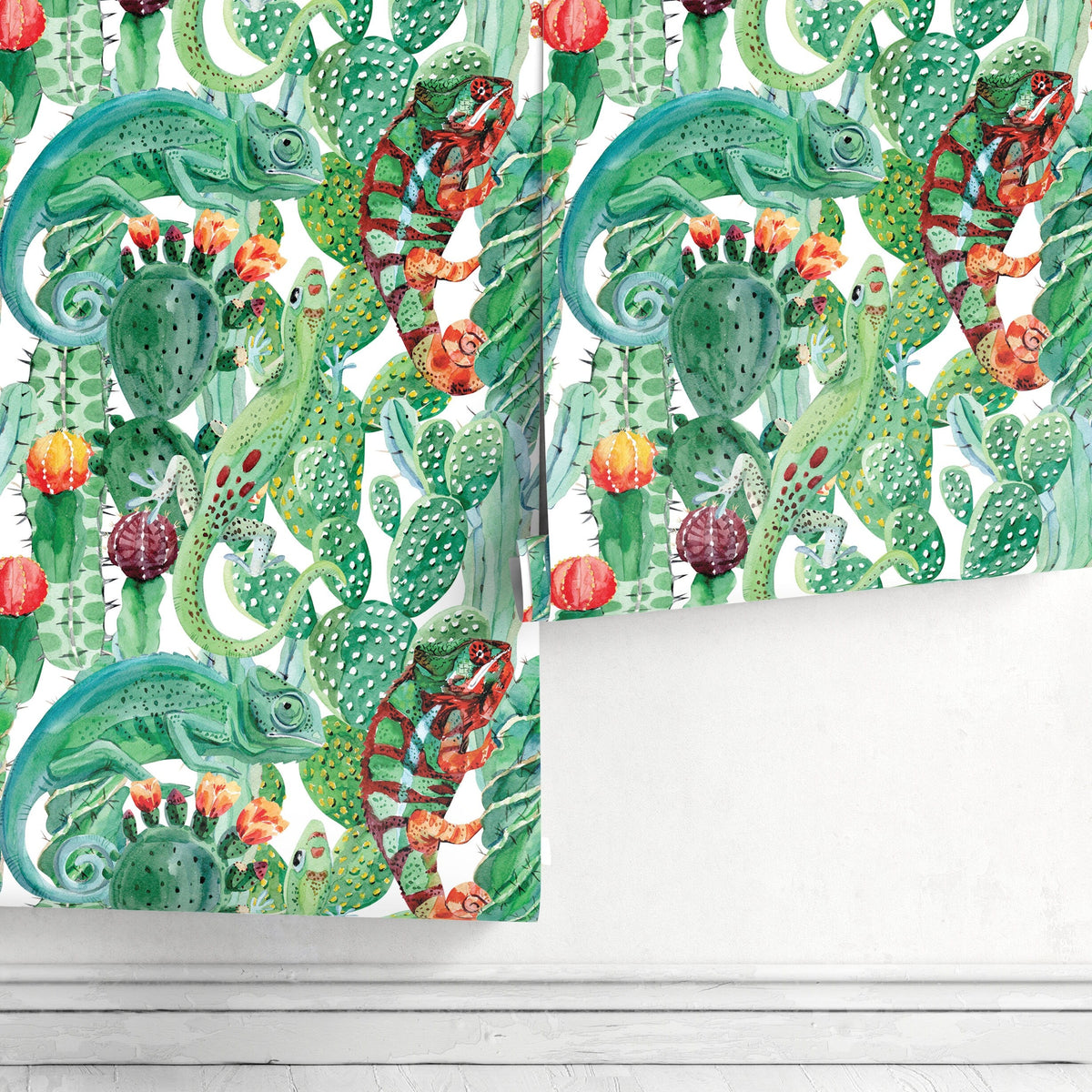 Chameleons Removable Wallpaper, Cactus Wallpaper, Peel and Stick Fabric Wallpaper, Custom Design Wall, Wallpaper Opuntia - A315